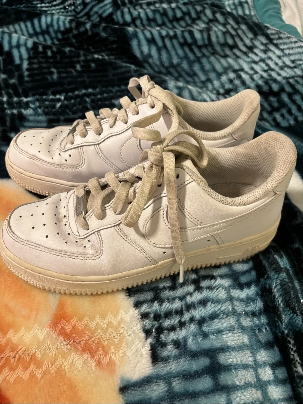 Nike Women’s White Leather Sneakers